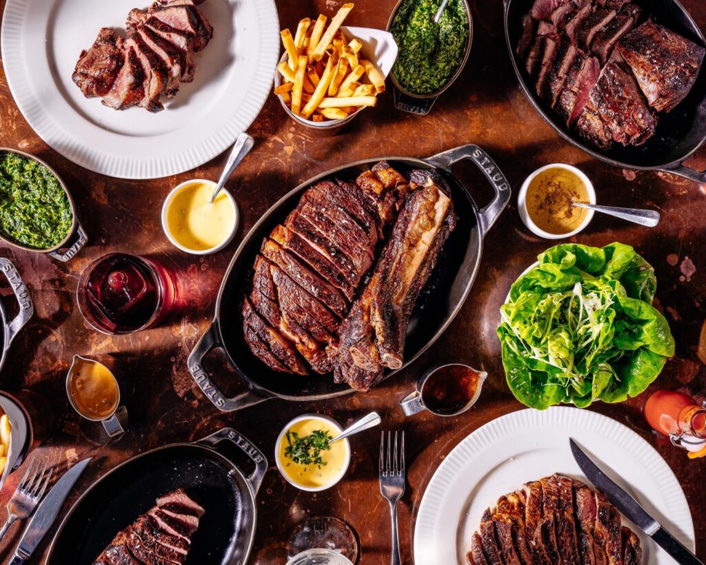 Chicago 20 Dinner Setting