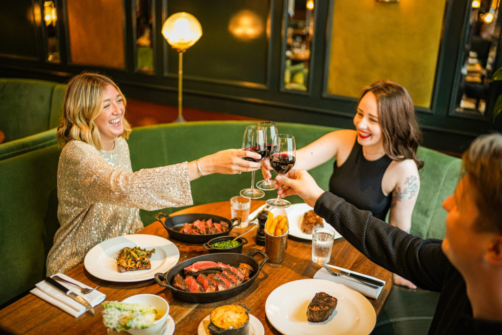 Food & Drinks 7 Steak and Wine Dinner